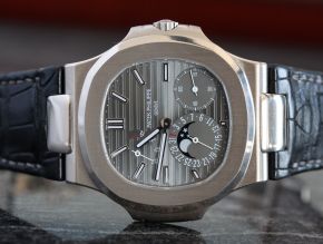 Patek Philippe Nautilus 5712G